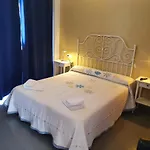 Πανσιόν La Ermita